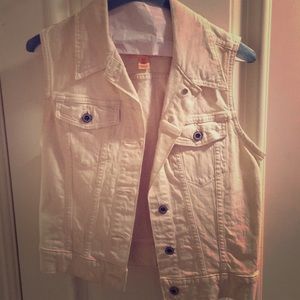 Off white denim Levi’s jacket